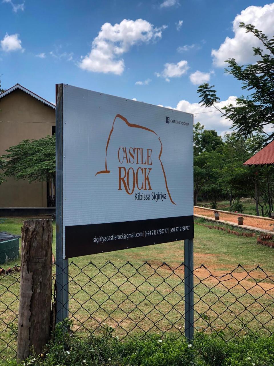 Castle Rock Sigiriya Hotel Kibissa Екстериор снимка