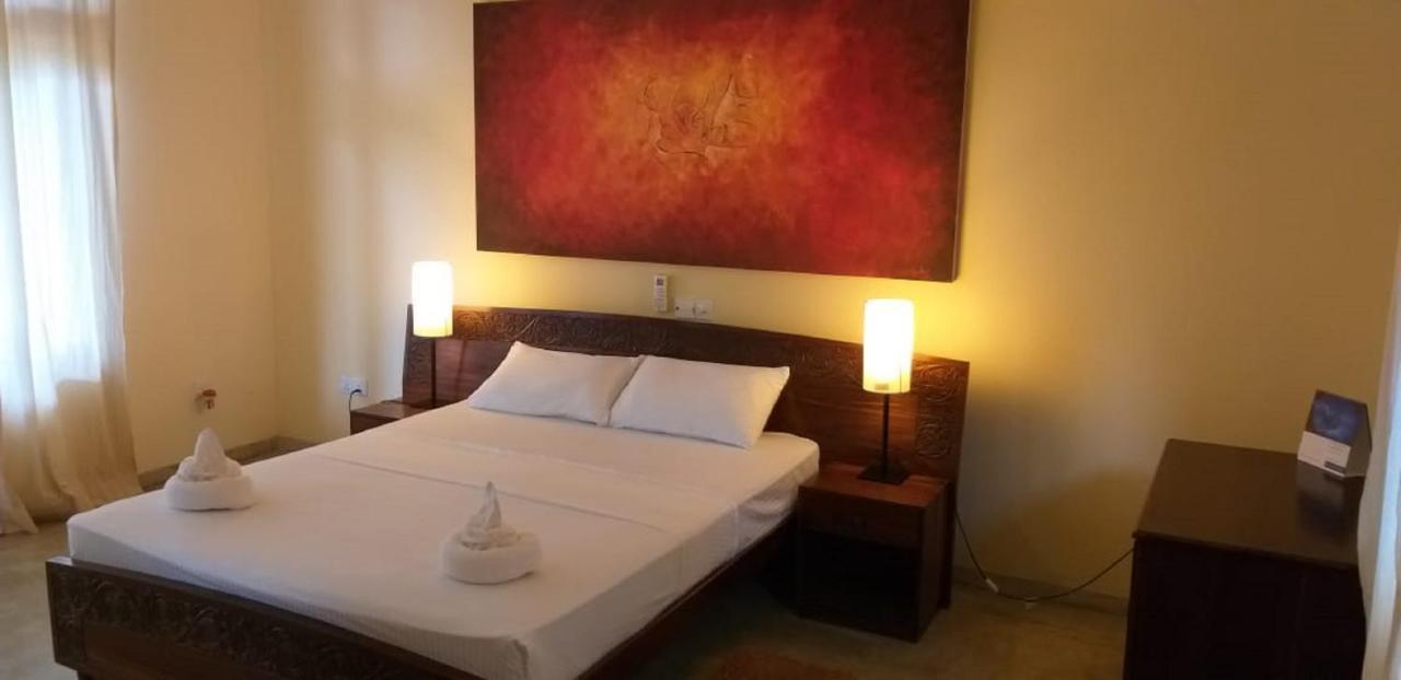 Castle Rock Sigiriya Hotel Kibissa Екстериор снимка